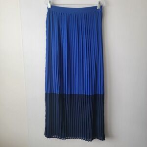 sabine women's pleated midi skirt size M Soft feminine casua two-tone
